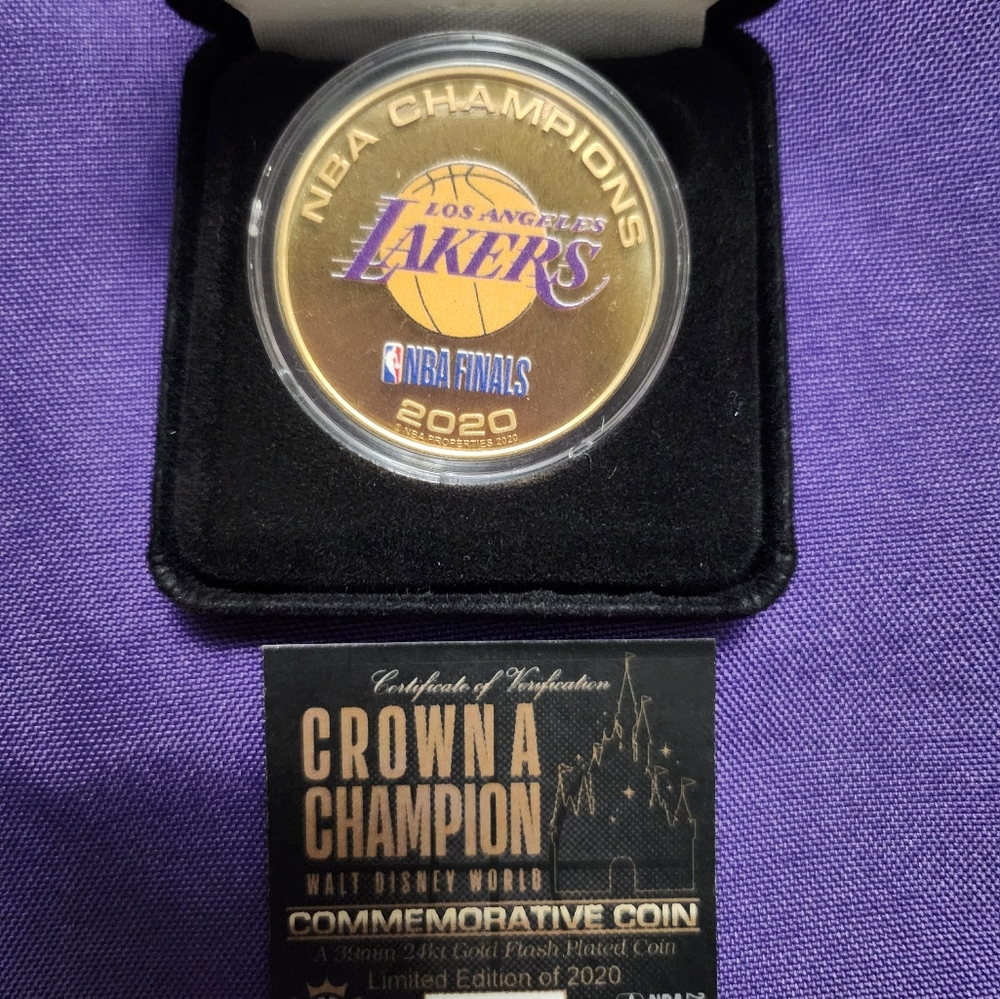 Disneyworld  Lakers 2020 commemorative coin limted edition 0239/2020